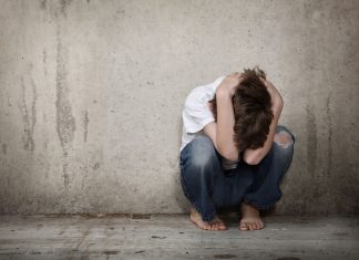 Kutatás: Még mindig hiszünk a gyerek verésében