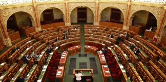 Közéleti tartalom az új médiatörvény előtt és után