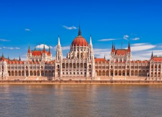 Pártok támogatottsága és szavazási hajlandóságok, 2017 október