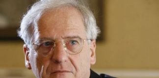 Sólyom László pártok felett?