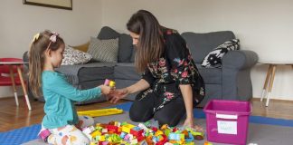 Jelentősen nőttek az anyák terhei a karantén alatt