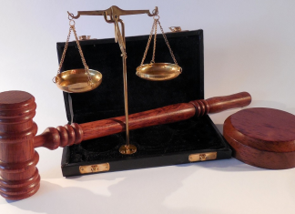 Kulcsfontosságú intézményeink politikától való függetlensége