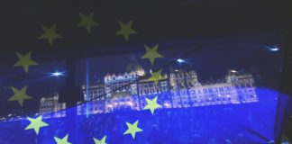 Erős nyugati orientáció mellett ugyanúgy félünk Sorostól, mint Putyintól