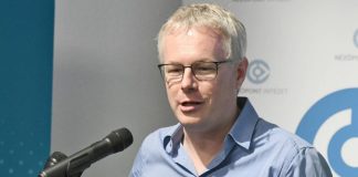 A bizonytalanok vállára állhatnak – interjú