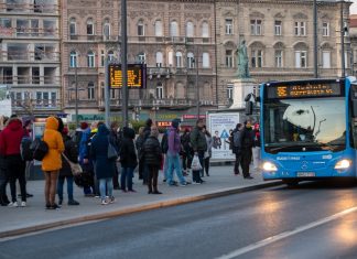 A legtöbb budapesti szerint a kormány tehet arról, hogy a közösségi közlekedésre nem jut elég pénz