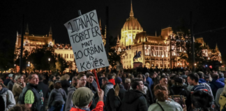 Tízből heten a sztrájkoló tanárok mellett vannak