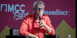 Miért köti a kormány két leáldozóban lévő birodalomhoz hazánk jövőjét?