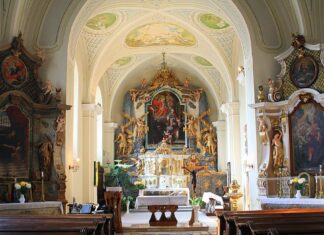 A többség szerint a katolikus egyház nem lép fel kellő eltökéltséggel a pedofília ellen