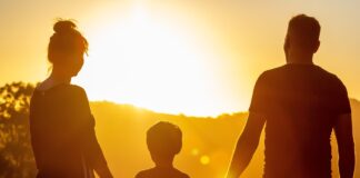 Kétharmad szerint az adókedvezmények nem alkalmasak arra, hogy gyerekvállalásra ösztönözzék a fiatalokat