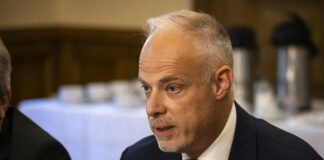 A többség Szalay-Bobrovniczky Kristóf lemondását szeretné