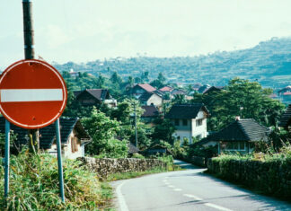 A többség szerint nincs szükség a „betelepülési törvényre”