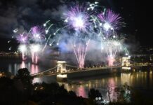 Tízből nyolcan úgy látják, hogy az augusztus 20-i tűzijáték túl drága